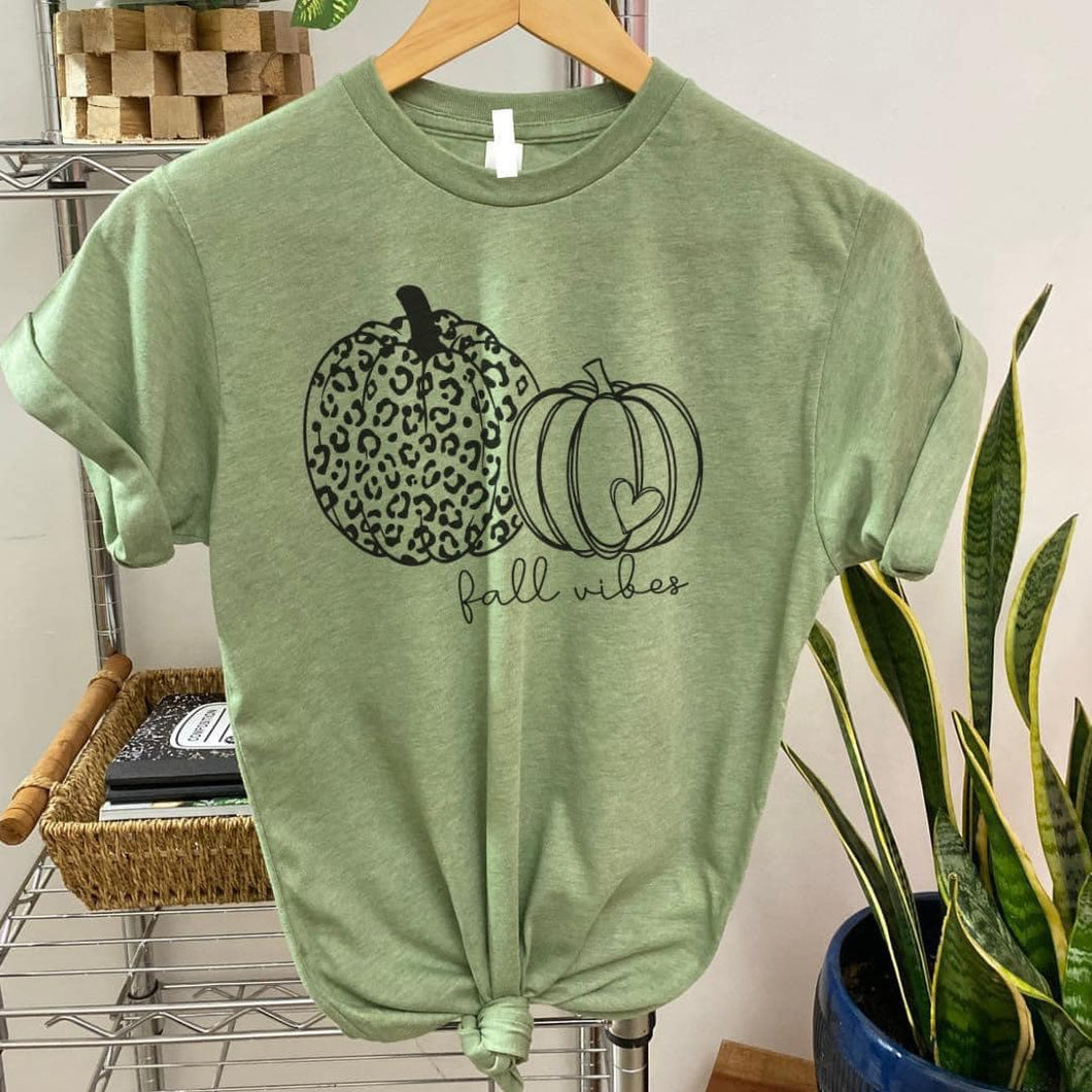 Fall Vibes Leopard Pumpkin Soft Graphic Tee
