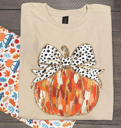 Pumpkin Coquette Graphic Tee - Sand