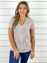 Short Sleeve Leopard Print V-Neck Top